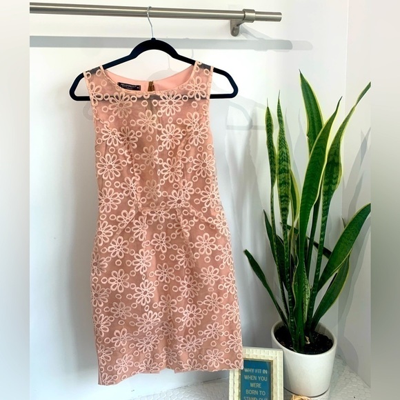 Rinascimento Womens Dress Size M Lace Floral Mini rose gold Lining Italy Mesh - Picture 1 of 7